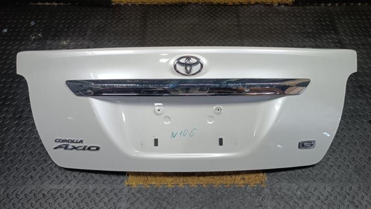 Крышка багажника Тойота Королла Аксио в Клине 106946