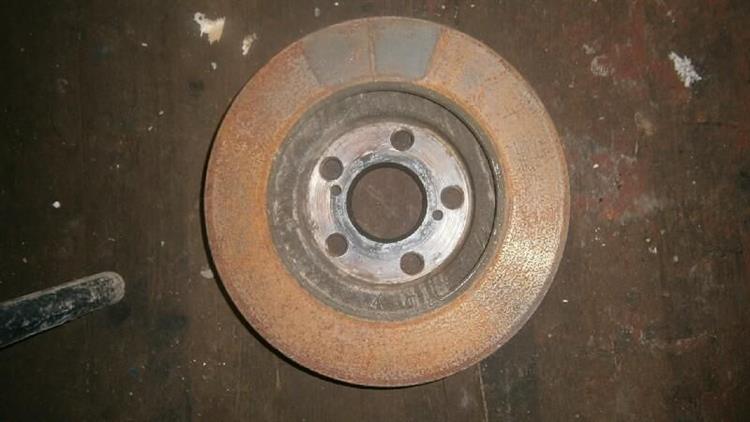 Тормозной диск Тойота Приус в Клине 12553