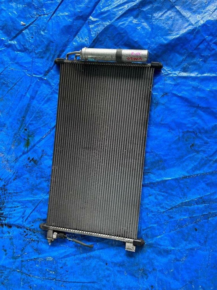 Радиатор кондиционера Ниссан НВ 200 в Клине 245873