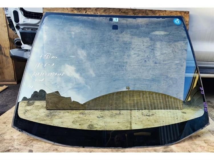 Лобовое стекло Тойота Ноах в Клине 255790