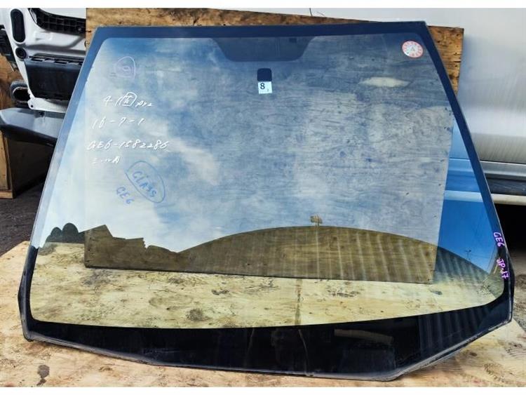 Лобовое стекло Хонда Фит в Клине 255791