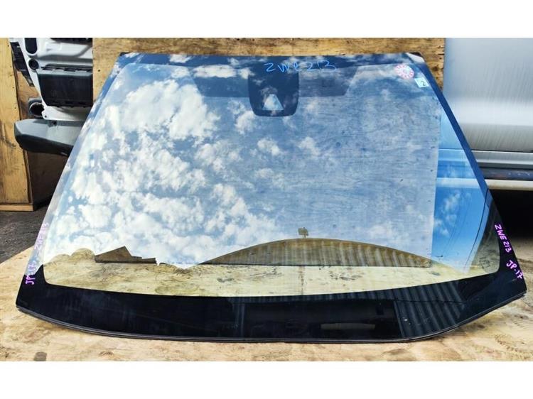 Лобовое стекло Тойота Королла в Клине 255796