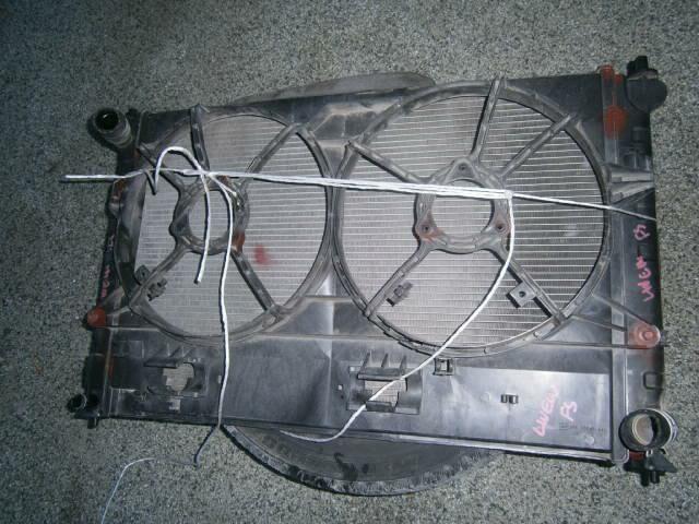 Диффузор радиатора Мазда МПВ в Клине 31232
