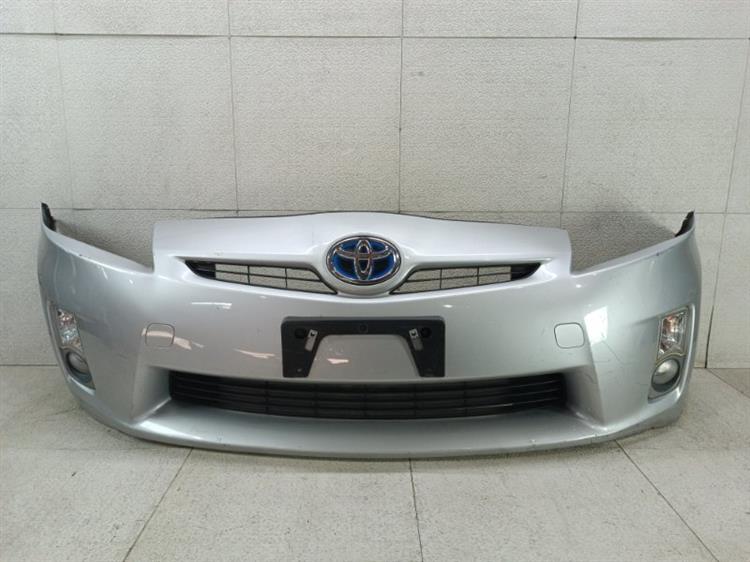 Бампер Toyota Prius
