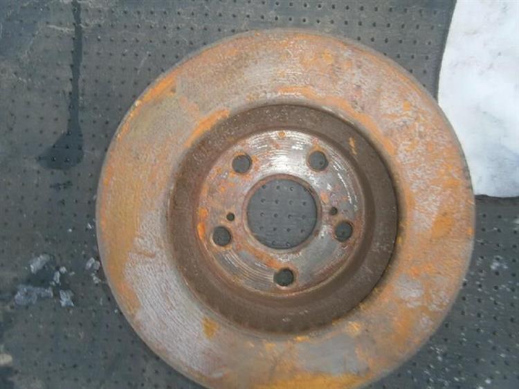 Тормозной диск Тойота Приус в Клине 65169