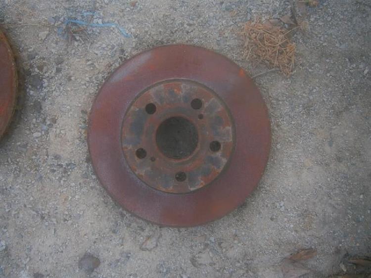 Тормозной диск Тойота Приус в Клине 81565
